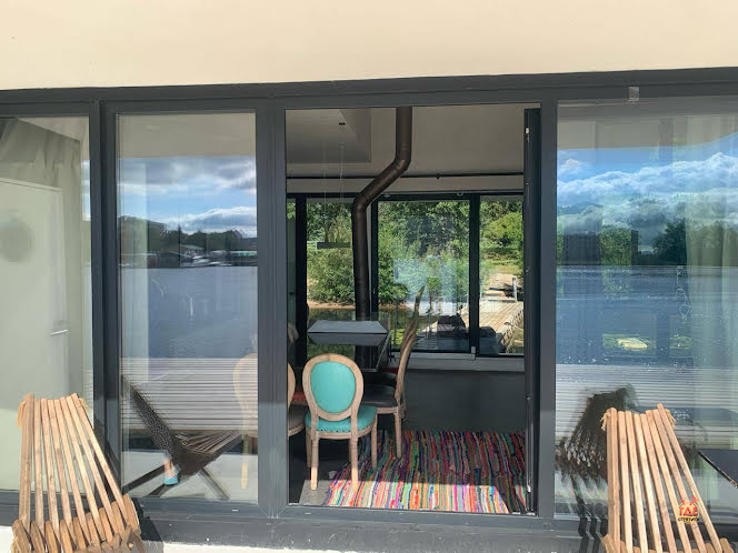 Основной зал в «White Mare на Крестовском» фотография №2