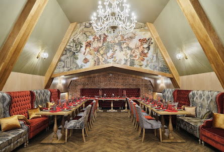 Камерный зал в Камерный зал