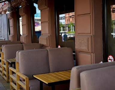  ресторан БеZухов