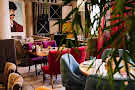 Основной зал  в «ВанГоги»