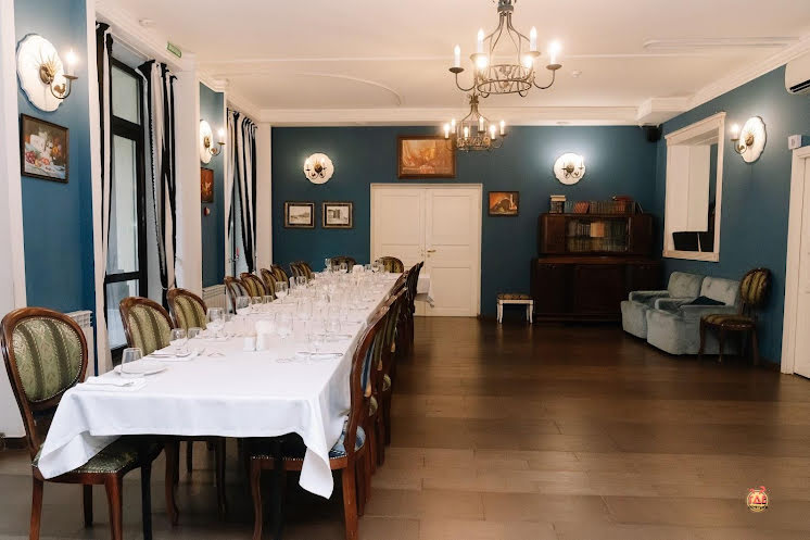 Банкетный зал «СамоварЪ»  в «Богемия на Вавилова» фотография №5