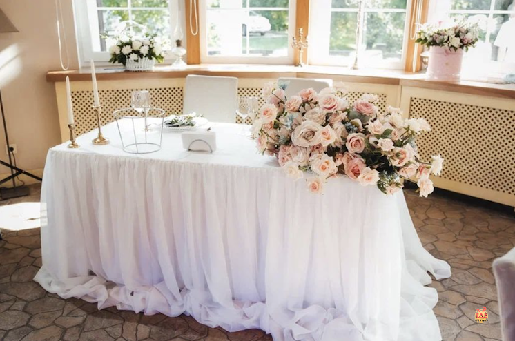 Зал «Бистро» в «Шале Березка Новогорск» фотография №8