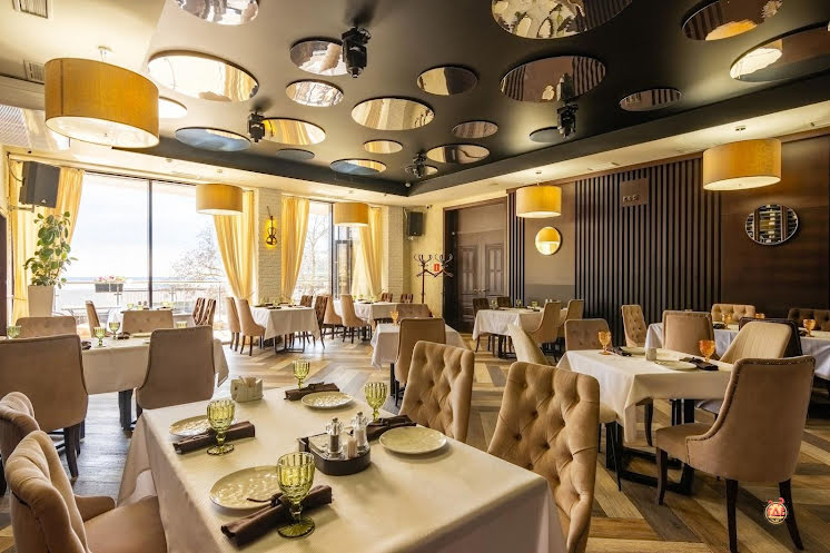 Большой зал  в «Самовар» фотография №2