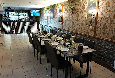 Основной зал в Банкетный зал 