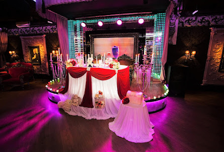 Зал на 60 человек  в Зал на 35 человек 