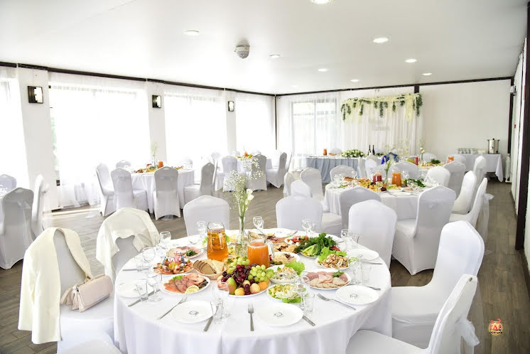 Банкетный зал в «Подгородный» фотография №10