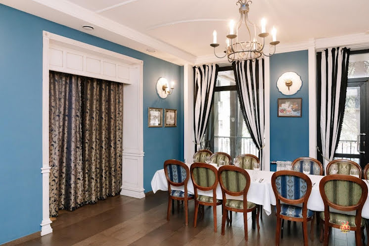 Банкетный зал «СамоварЪ»  в «Богемия на Вавилова» фотография №2