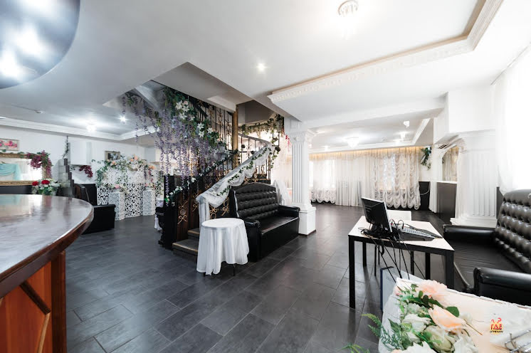 Основной зал в «Graft» фотография №17