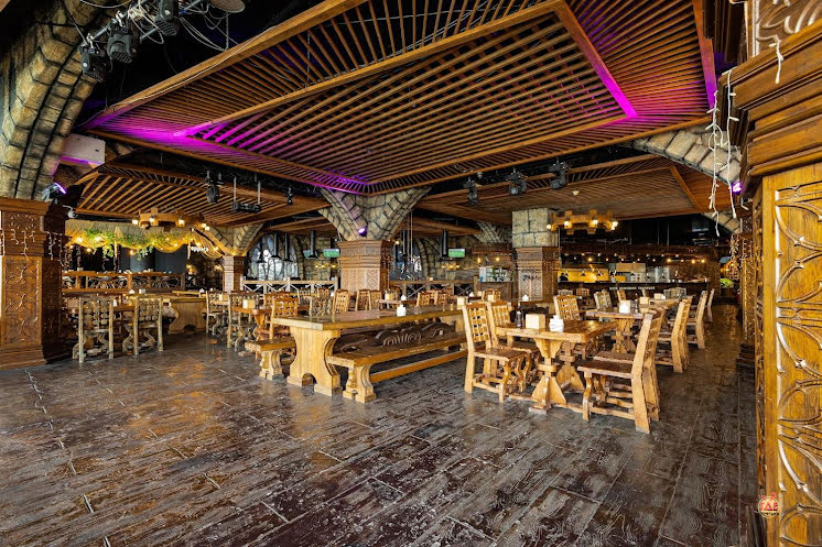 Основной зал в «Папаша Клаусс» фотография №16