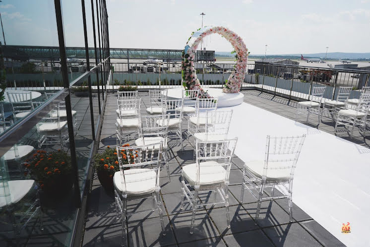 Зал «Янтарь» в «Azimut Аэропорт Отель Екатеринбург» фотография №5