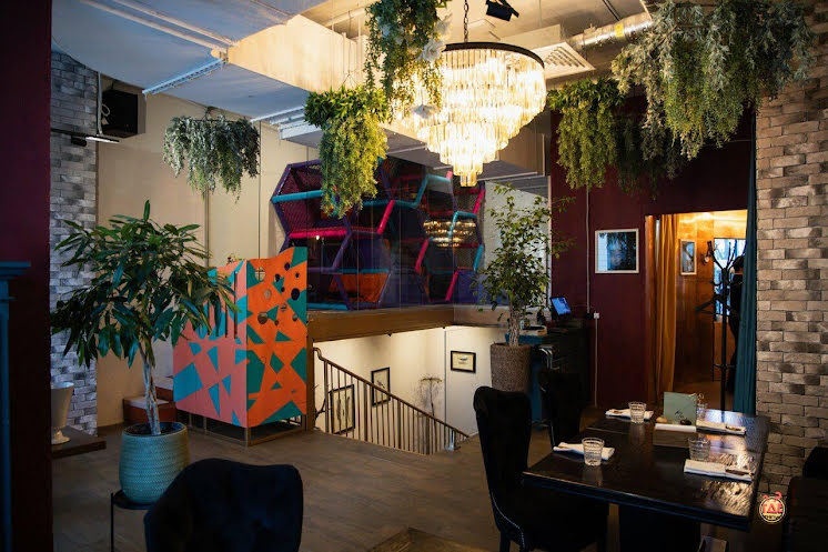 Основной зал в «Стейк-Хаус Muu на Мукомольном проезде» фотография №7