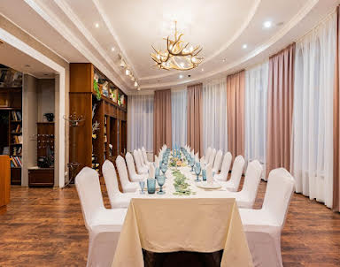  ресторан Особняк в парке Сосновка