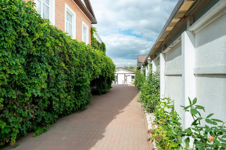 Летняя терраса в «Петровский причал» фотография №3