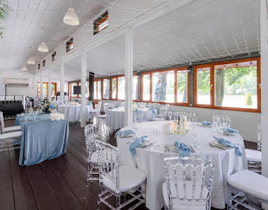  ресторан Гуси-Лебеди