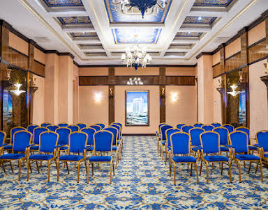  ресторан Гранд Отель «Видгоф»