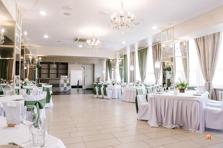 Основной зал в «Своя Публика» фотография №3