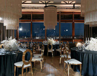  ресторан Ресторан-корабль "Магадан"