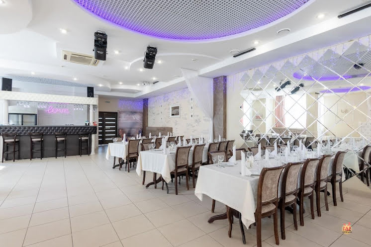 Основной зал  в «Love» фотография №6