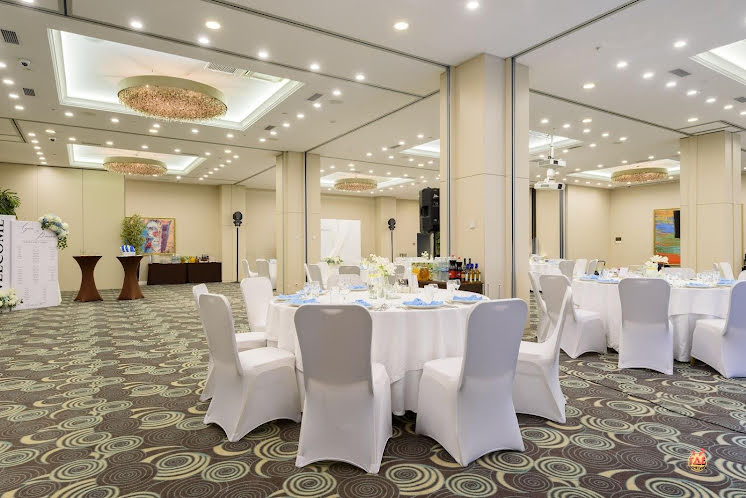 Зал "Сенатор" в «Ramada» фотография №1