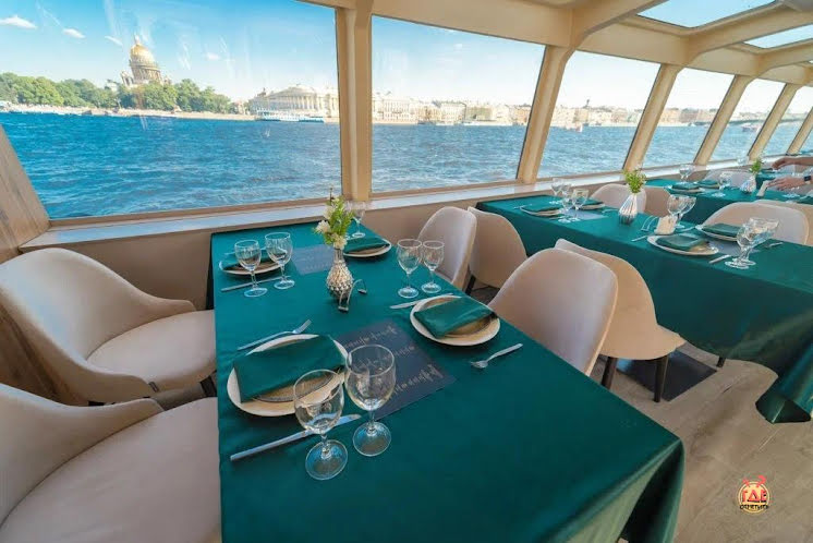 Палуба в «Теплоход "Славутич"» фотография №4