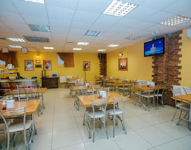  ресторан Кухмистръ на Комсомольской