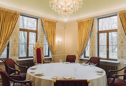 Зал "Тронный" в Зал "Тронный"