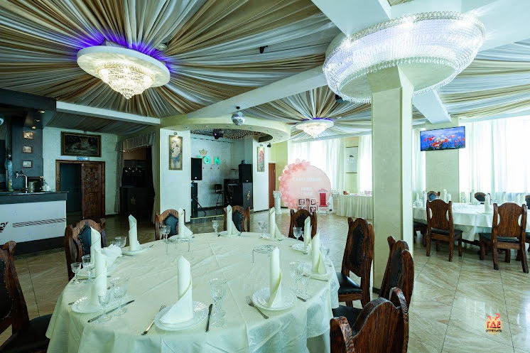 Большой зал в «Лион на Перовской» фотография №18