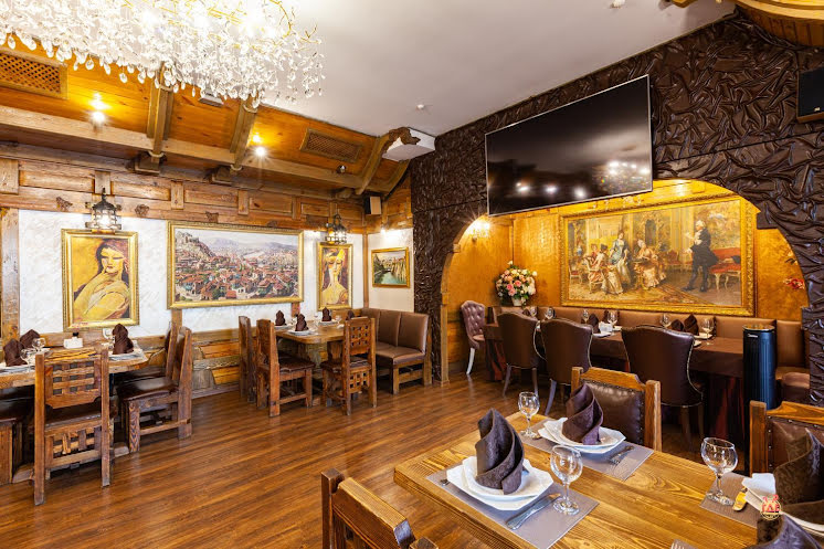 Основной зал в «Вкус Грузии» фотография №1