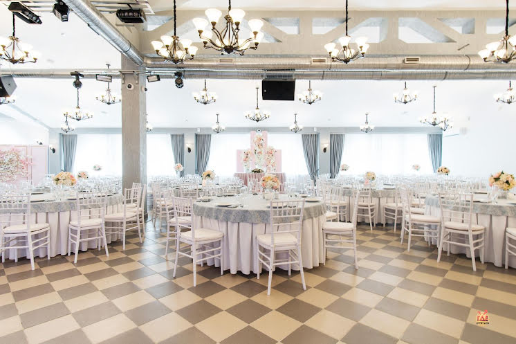 Основной зал в «Командор» фотография №2