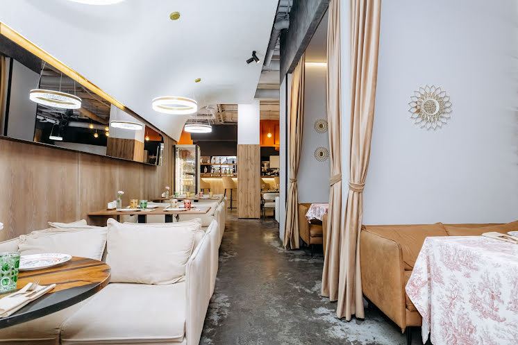 Основной зал в «Lianel» фотография №17