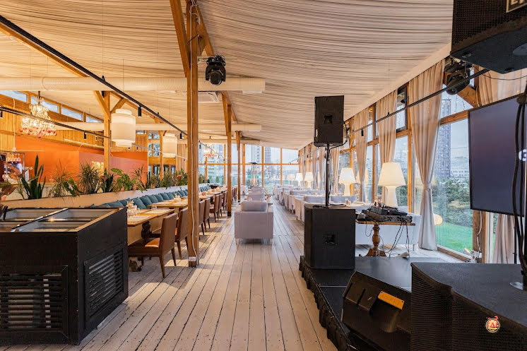 Основной зал в «Веранда» фотография №5