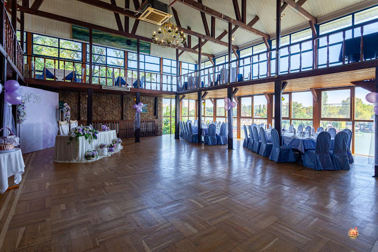 Зал на 100 человек в «Кафе-Клуб» фотография №6