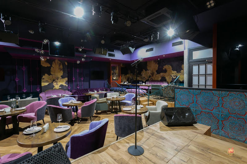 Who Is Who фотография №7