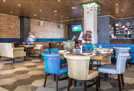 Банкетный зал «Любава» в Зал «Кристалл»