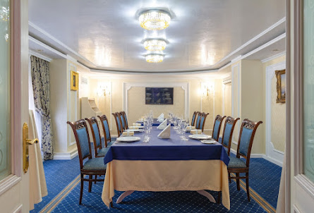 Вип-зал  в Travel