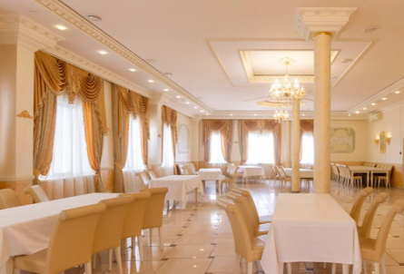 Основной зал в Веранда