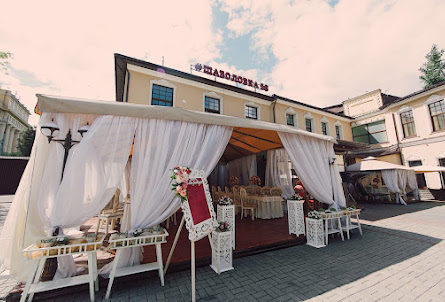 Веранда в Малый зал с верандой