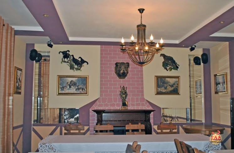 Зал «Охотничий» в «Бригантина» фотография №2