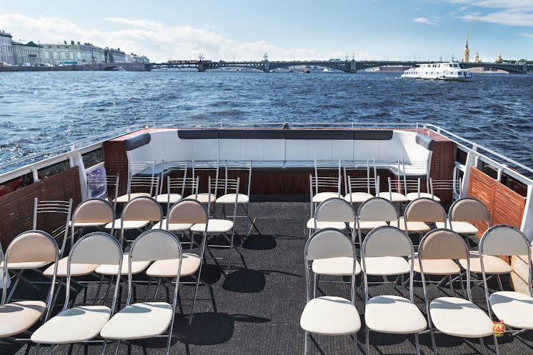 Палуба в «Теплоход "Константин"» фотография №4