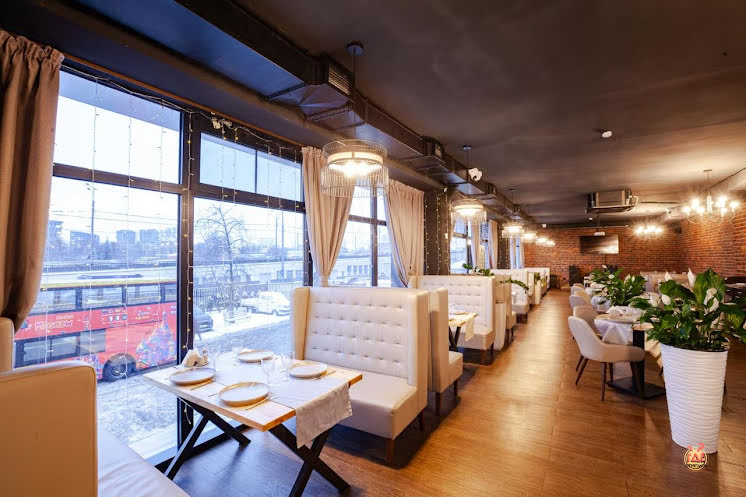 Основной зал  в «Константинофф» фотография №6