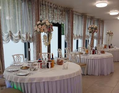  ресторан Гранатовый сад