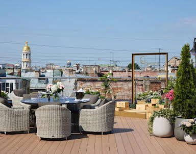  ресторан Crown Hotel St. Petersburg