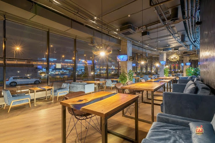 Основной зал в «MOREMI» фотография №1