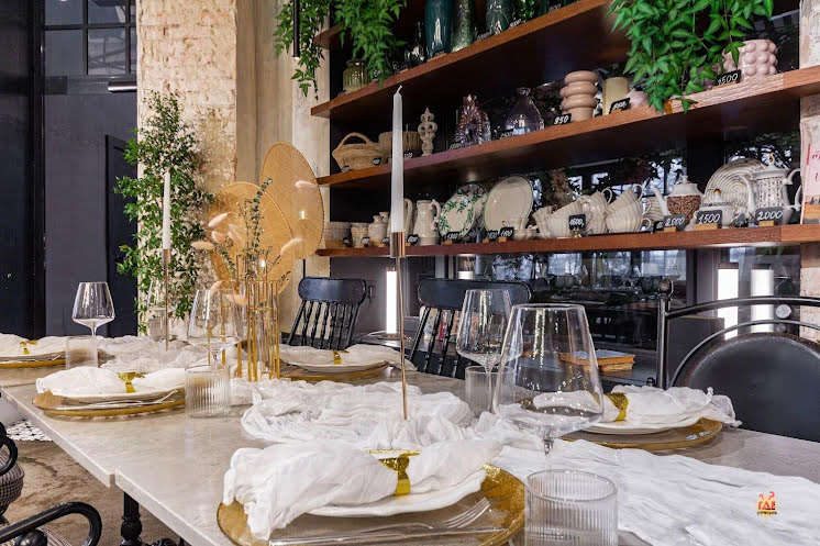 Основной зал  в «BONA Петергоф» фотография №12