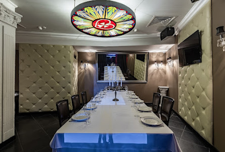 VIP-зал в ночном клубе  в VIP-зал в ночном клубе 