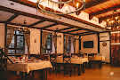 Основной зал ресторана  в «Русская охота»