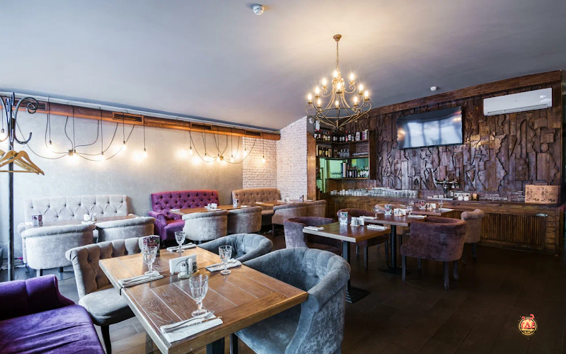 ЭZО на Камергерском переулке фотография №2