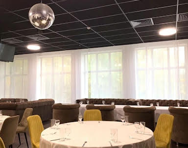 День рождения в FOROS AVENUE