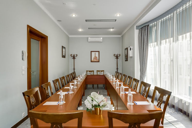 Зал «Брюс» в «Романов» фотография № 1