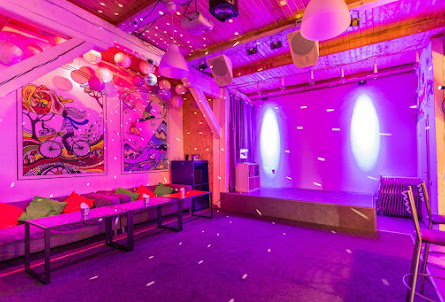 Основной зал в Основной зал